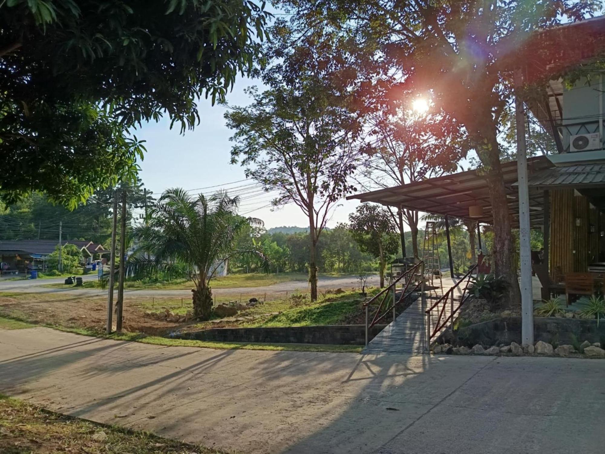 Green Gen Hotel, Mueang Phuket Ban Lo Ti Pa Dış mekan fotoğraf